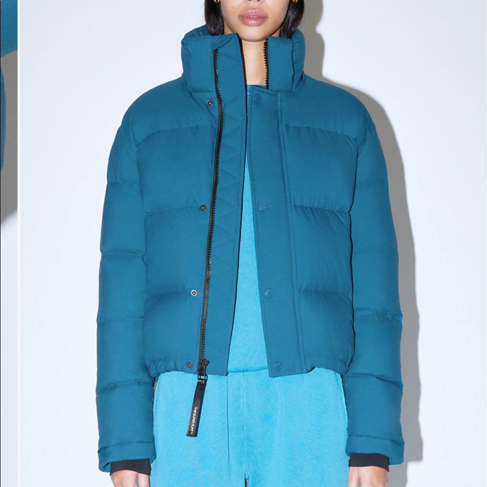 The Super Puff™️ Shorty - Teal Agate